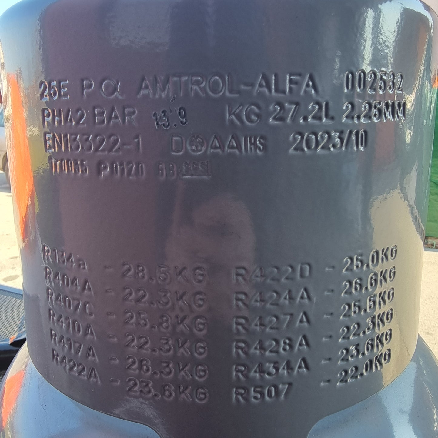 Nepovratna celicna boca sa dva ventila 27.2L (prazna boca)